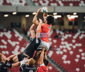 壹号娱乐官网-苏超联赛第五轮激战正酣 盐城连岛双雄齐奏凯歌巩固积分榜优势